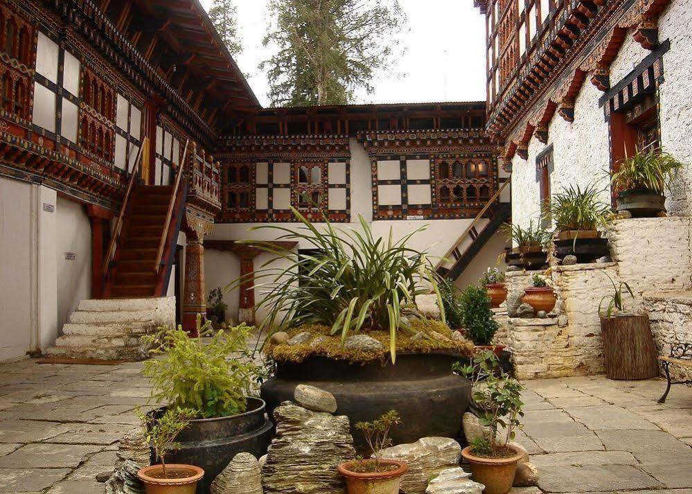 Gangtey Palace Hotel Paro Exterior photo